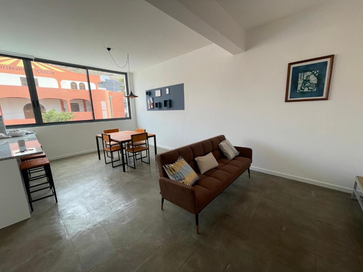 Tia Nita Apartamentos Mindelo Bagian luar foto