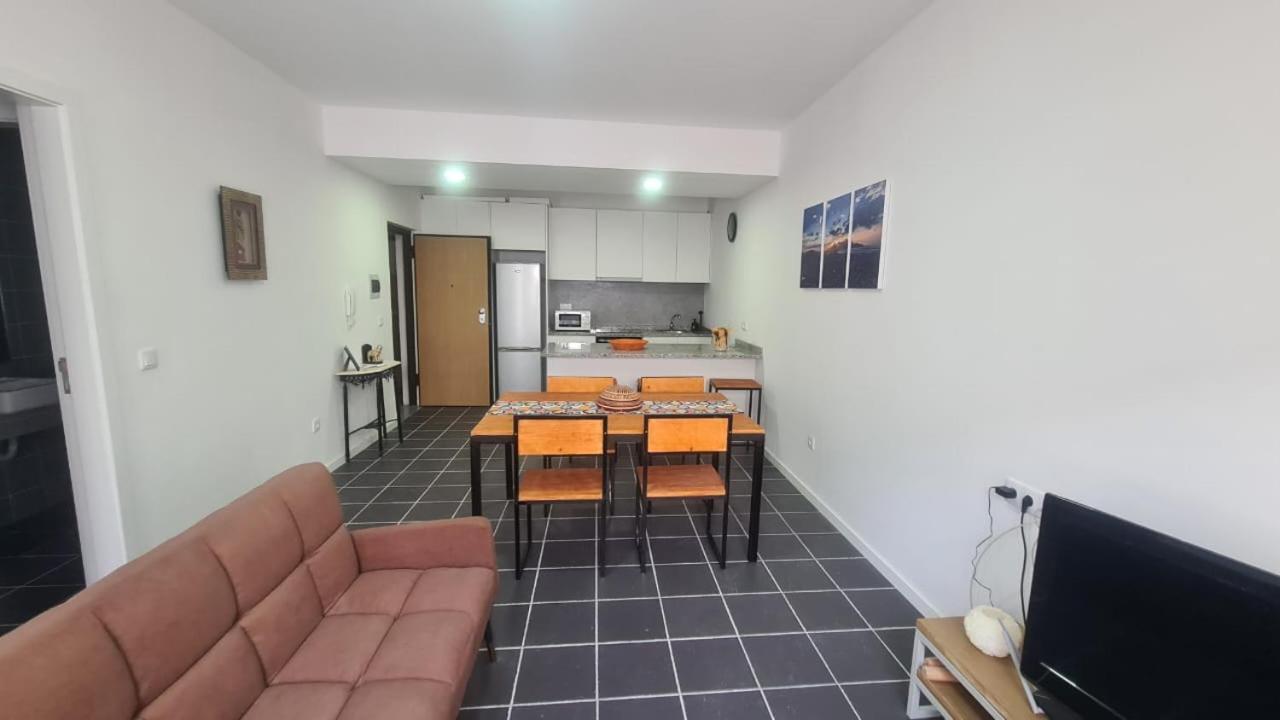 Tia Nita Apartamentos Mindelo Bagian luar foto